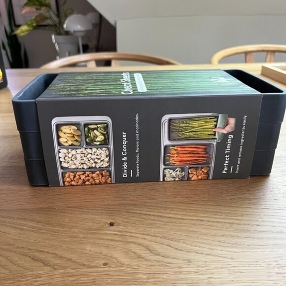 Cheat Sheets Modular Sheet Pan Dividers - Picture 2 of 4